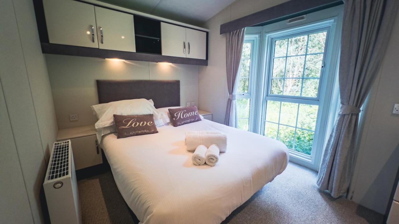 Angie'S Haven, Superb 2 Bedroom Lodge With Hot Tub - Sleeps 6 - Felmoor Park Morpeth Exteriér fotografie