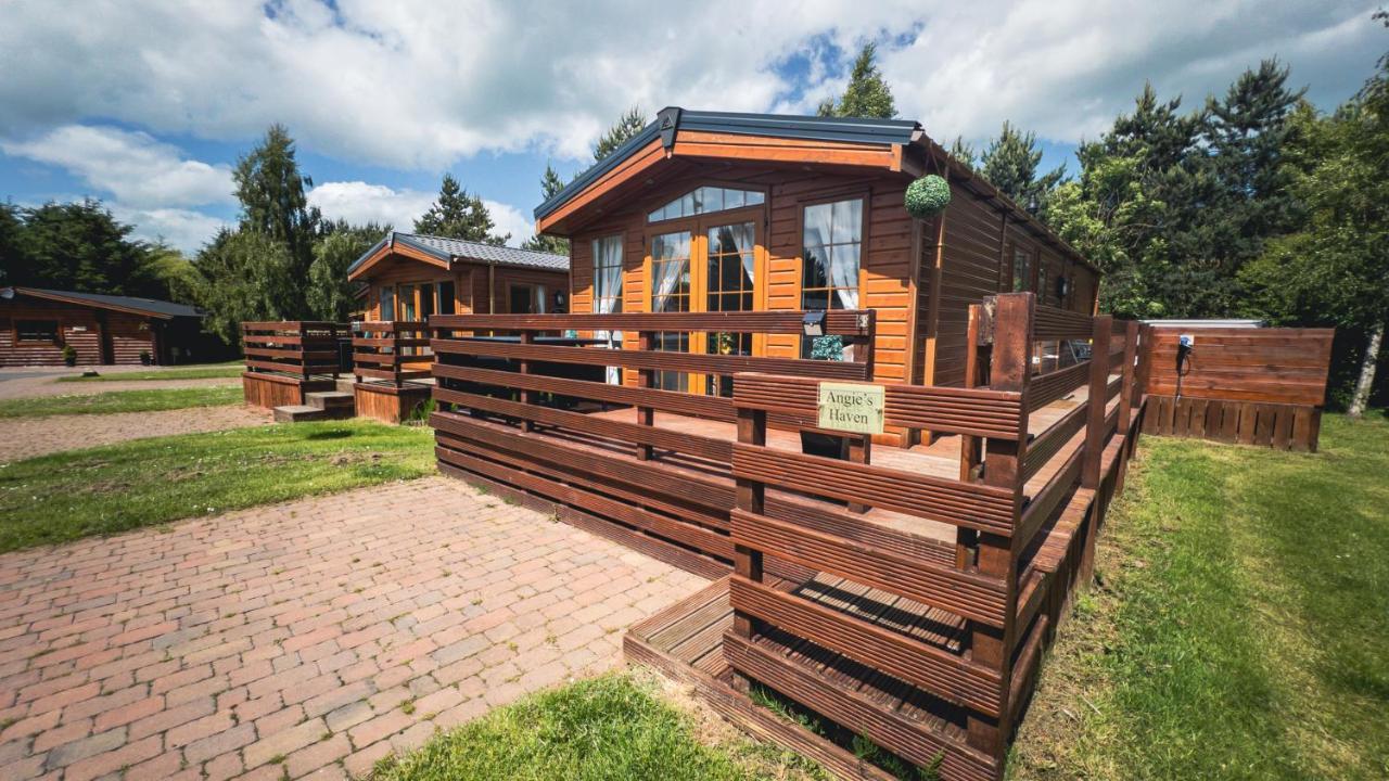 Angie'S Haven, Superb 2 Bedroom Lodge With Hot Tub - Sleeps 6 - Felmoor Park Morpeth Exteriér fotografie